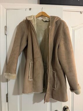 Fleet Street Women’s Faux Shearling Hooded tan Coat size L